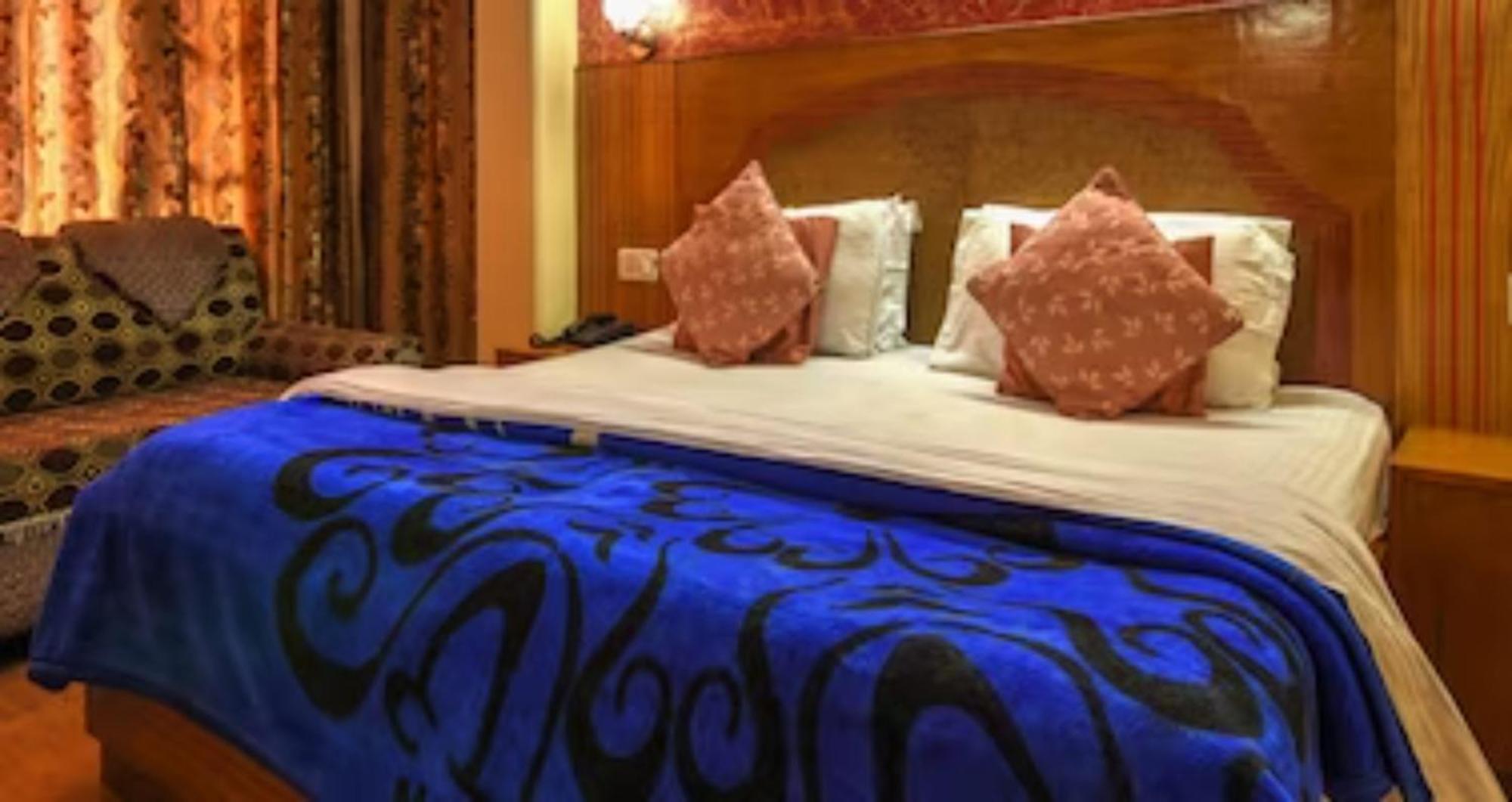 Hotel King Palace - Nature-Valley-Luxury-Room - Prime Location With Parking Facilities Шімла Екстер'єр фото