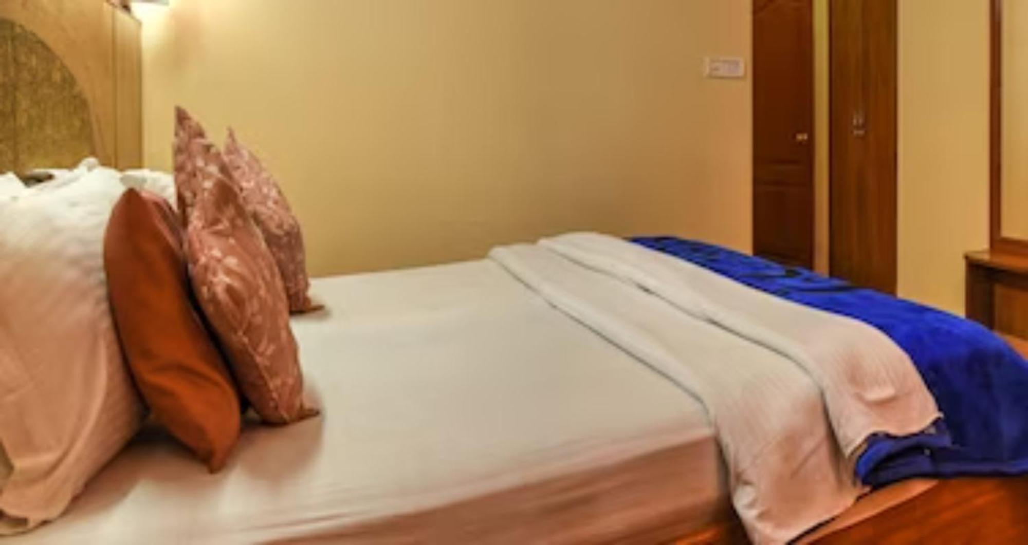 Hotel King Palace - Nature-Valley-Luxury-Room - Prime Location With Parking Facilities Шімла Екстер'єр фото